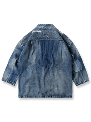 製品画像: 14.5OZ長綿赤耳の破れ加工ジャケットの全体画像。ヴィンテージ風のデザインが際立つジャケットのシルエットを示す。