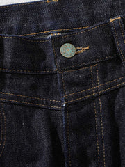 補強パッチと精巧な刺繍のディテール