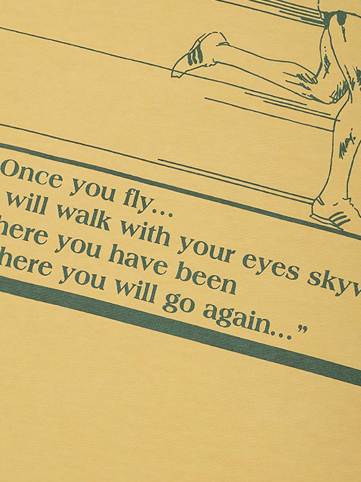 1980 Running Race バティックアメリカンプリントオーバーサイズ半袖Tシャツの細部展示、プリントと生地のテクスチャを含む