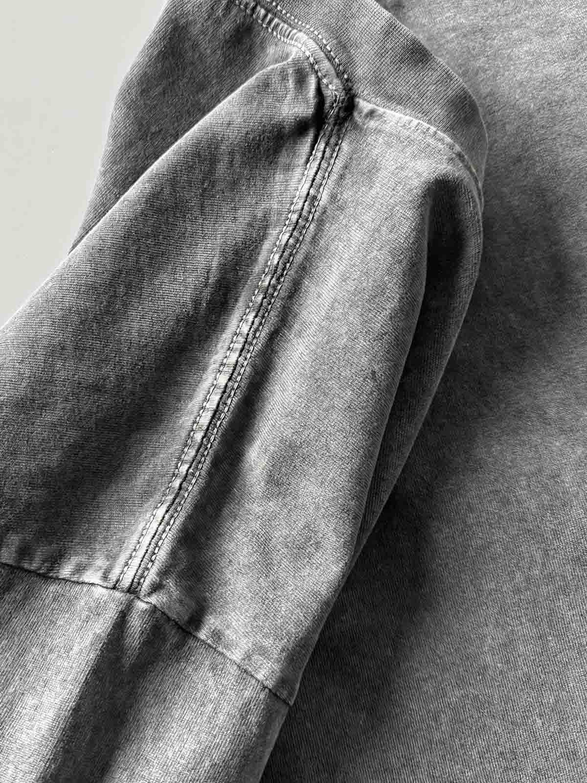 ショートスリーブTシャツのディテール展示