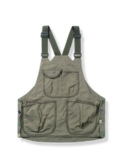 16個の輸入樹脂ボタンが特徴の多機能2wayエプロン・ベスト