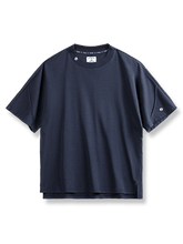 アメリカンカジュアルスタイルの抗菌・速乾半袖Tシャツの全体像