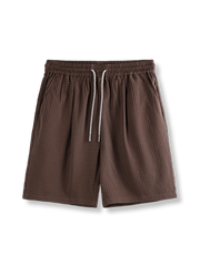 立体チェック柄が特徴のワイドシルエットショーツ