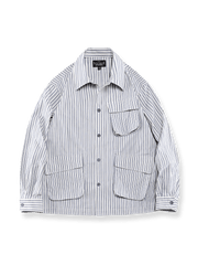 複数の3Dポケットとストライプ柄が特徴のコットンワークシャツ