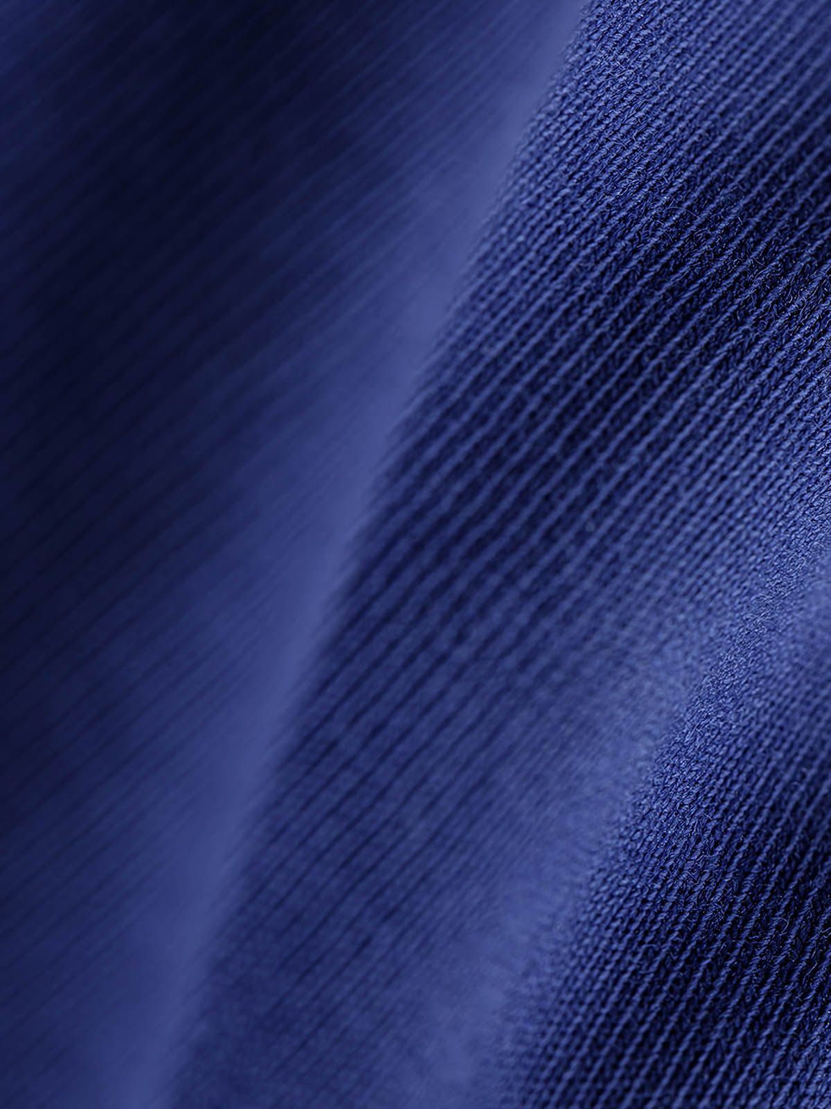 PESSOA CLUBショートスリーブTシャツ「Flyouts」の立体刺繍ディテール