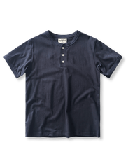 240g高密度ダブルヤーンコットンとチェーンステッチが映えるヘンリーネックTシャツ