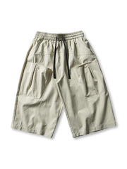 大容量ポケットとドローコードウエストが映える7分丈カーゴショーツ