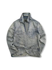 Vネックとクラシックポケットが特徴の全綿デニムワークシャツ