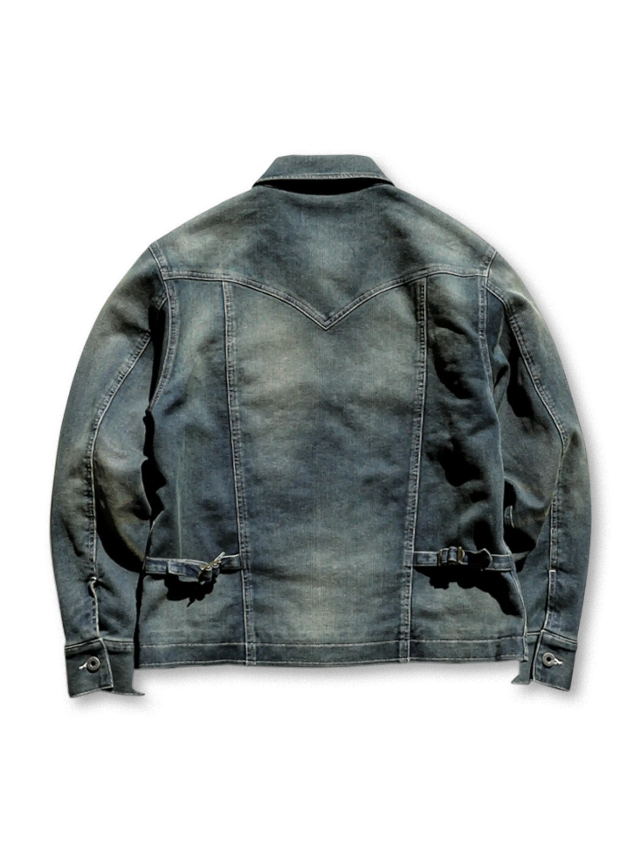 ハードウォッシュによるグレイッシュな色落ちが特徴のウエスタンデニムジャケット