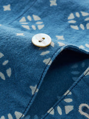 藍染型絵キューバシャツ