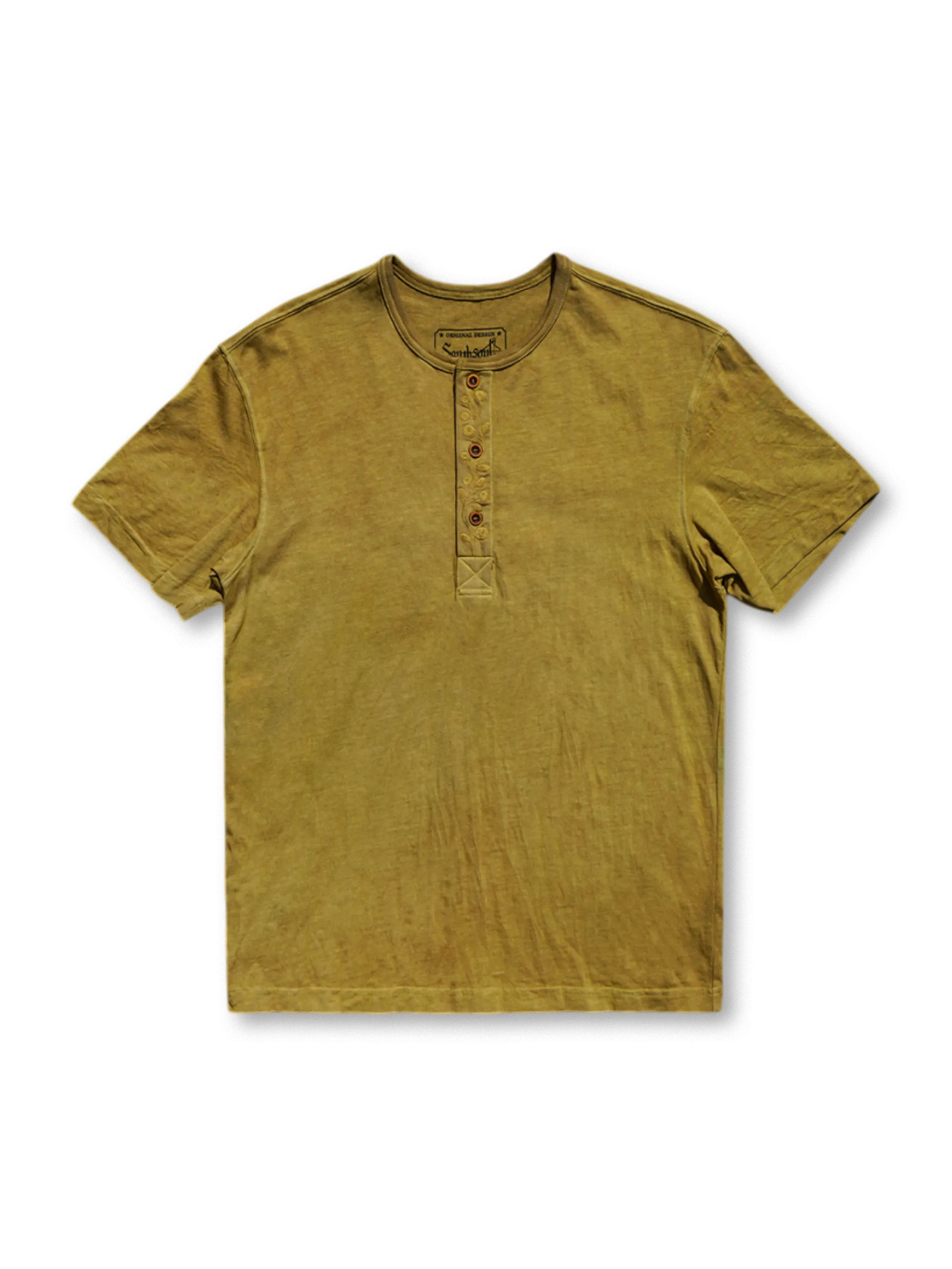 正面から見たグレーカラーの植物染めヘンリーネックTシャツ