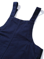 詳細画像: 調節可能なメタルジッパーと丁寧なステッチ、ポケットディテールのクローズアップ