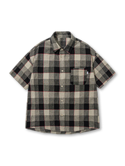 グレートーンのギンガムチェック半袖シャツ