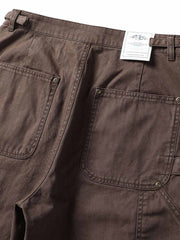 補強パッチとポケットディテールの特写