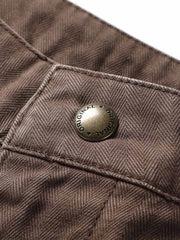 補強パッチとポケットディテールの特写