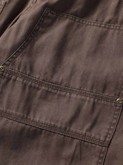 補強パッチとポケットディテールの特写