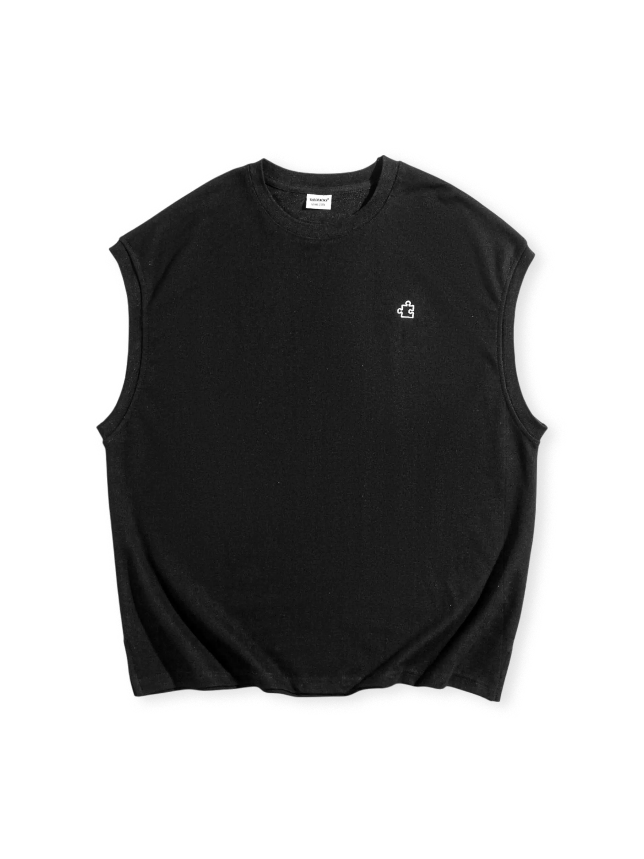 製品画像:ノースリーブ・ラウンドネック 刺繍Tシャツ全体正面展示