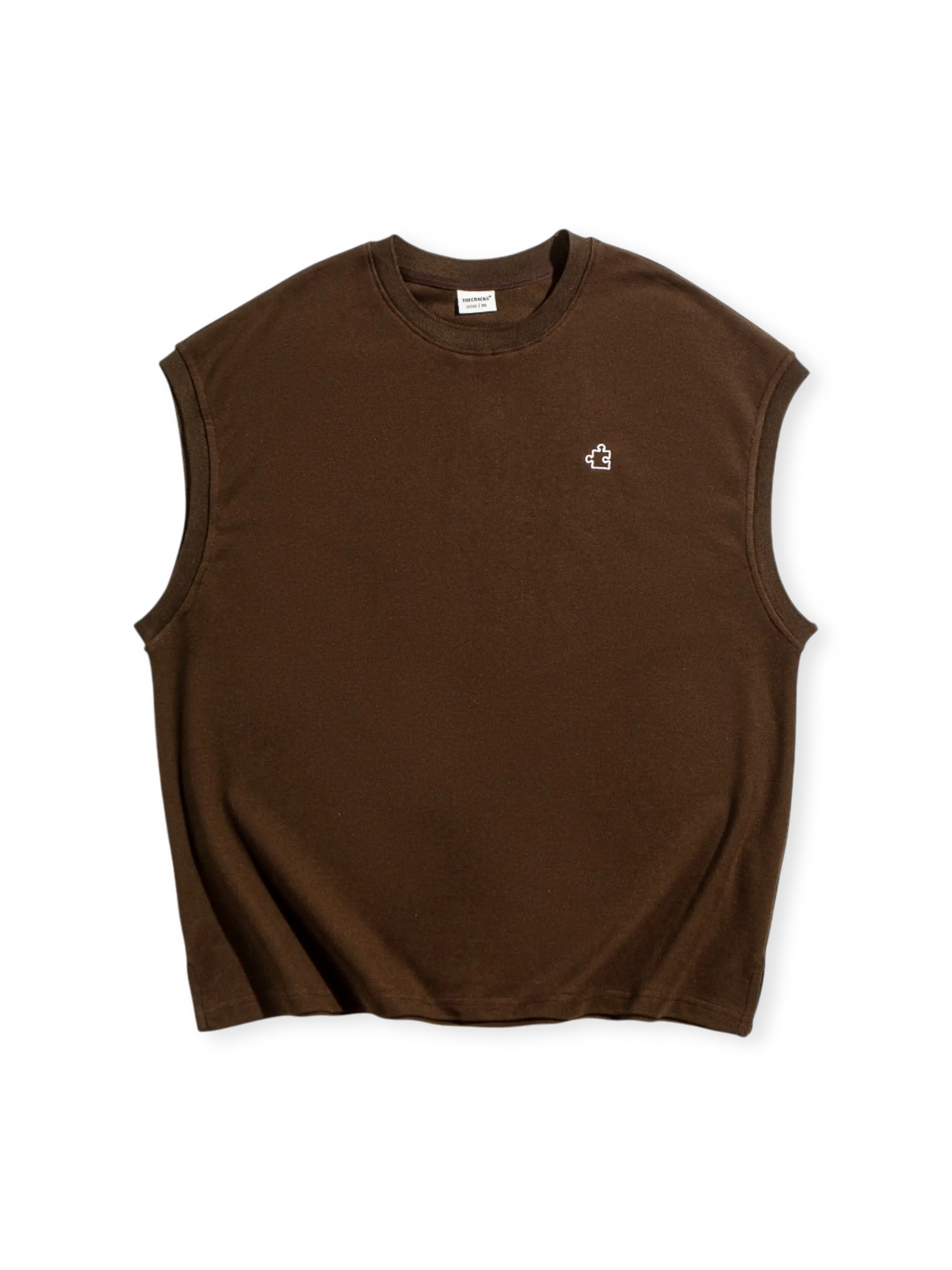 製品画像:ノースリーブ・ラウンドネック 刺繍Tシャツ全体正面展示