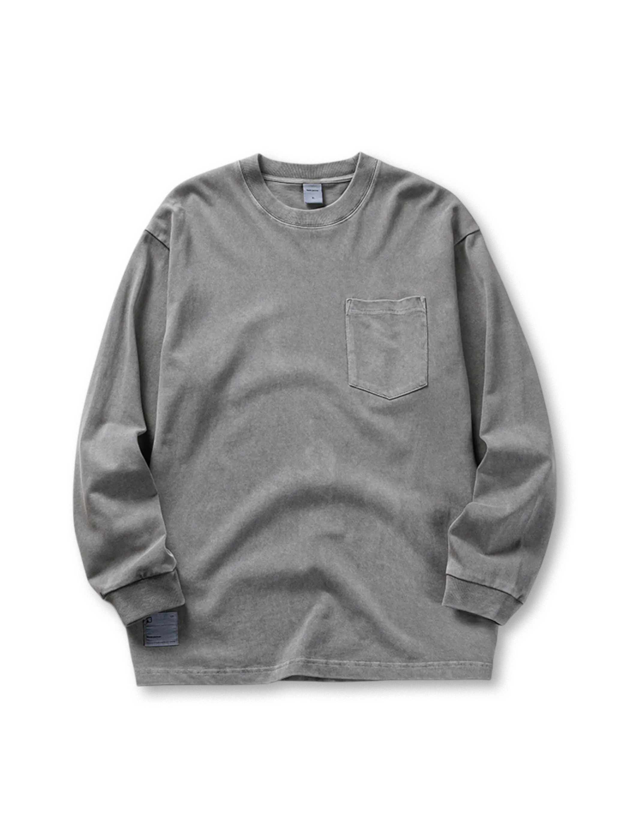 胸ポケット付き長袖Tシャツ、リブ仕様の袖口