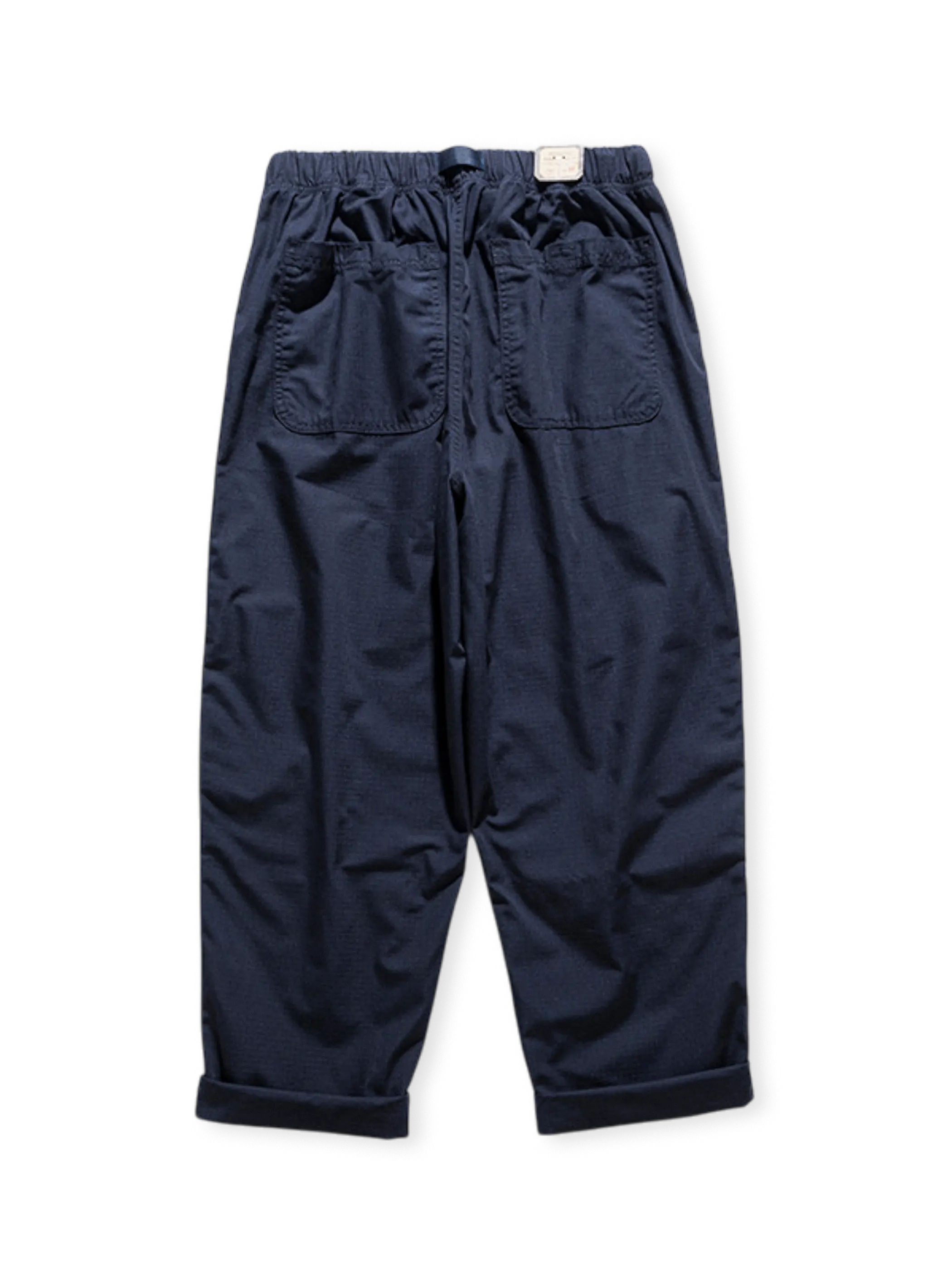 製品画像:ノースリーブ・ラウンドネック 刺繍Tシャツ全体正面展示