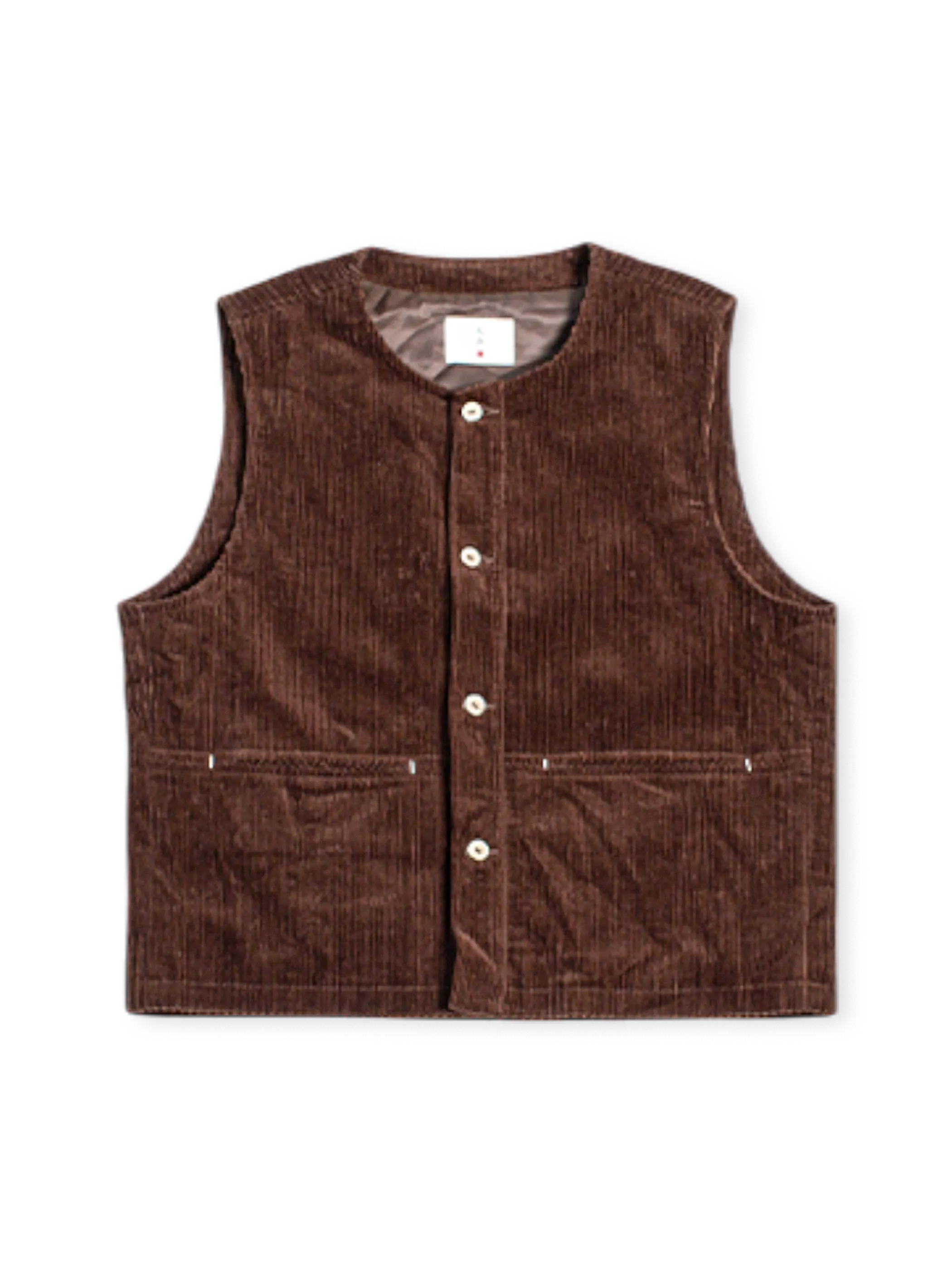 カキ色水洗い加工コーデュロイベスト平置き(8条子母紋の特写、古風な樹脂ボタン)