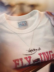 猛虎と戦闘機がプリントされた半袖Tシャツ