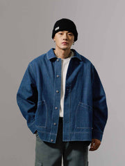 モデルが着用する1920年代ヴィンテージ工装デニムシャツジャケットのスタイリング