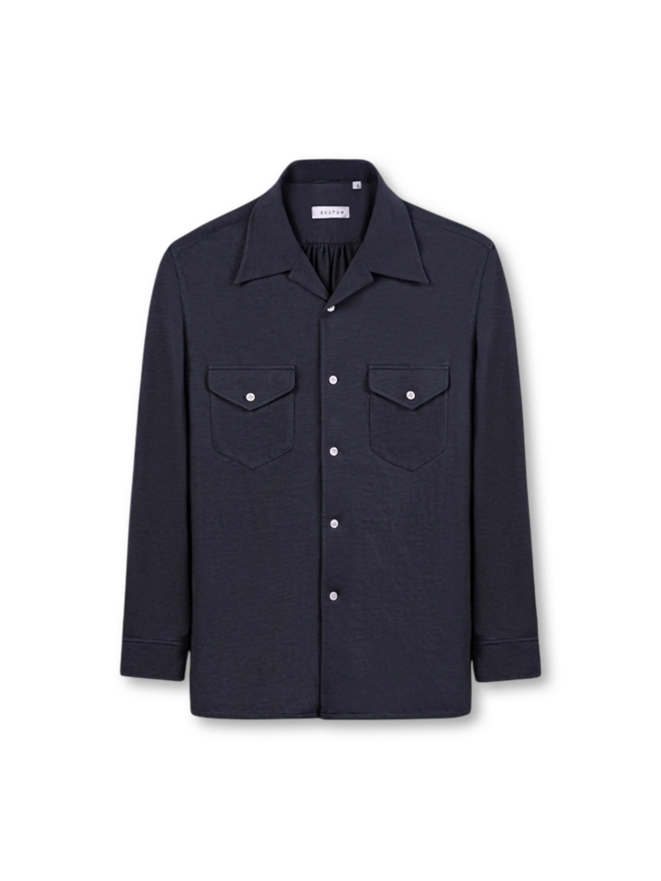 テラコッタブラウンのキューバンカラー長袖シャツ