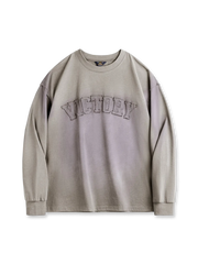 グラデーションウォッシュ加工とレターアップリケが映えるスウェット全体図