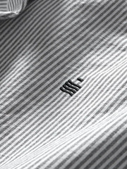 ミニ刺繍入り ストライプオックスフォードシャツ