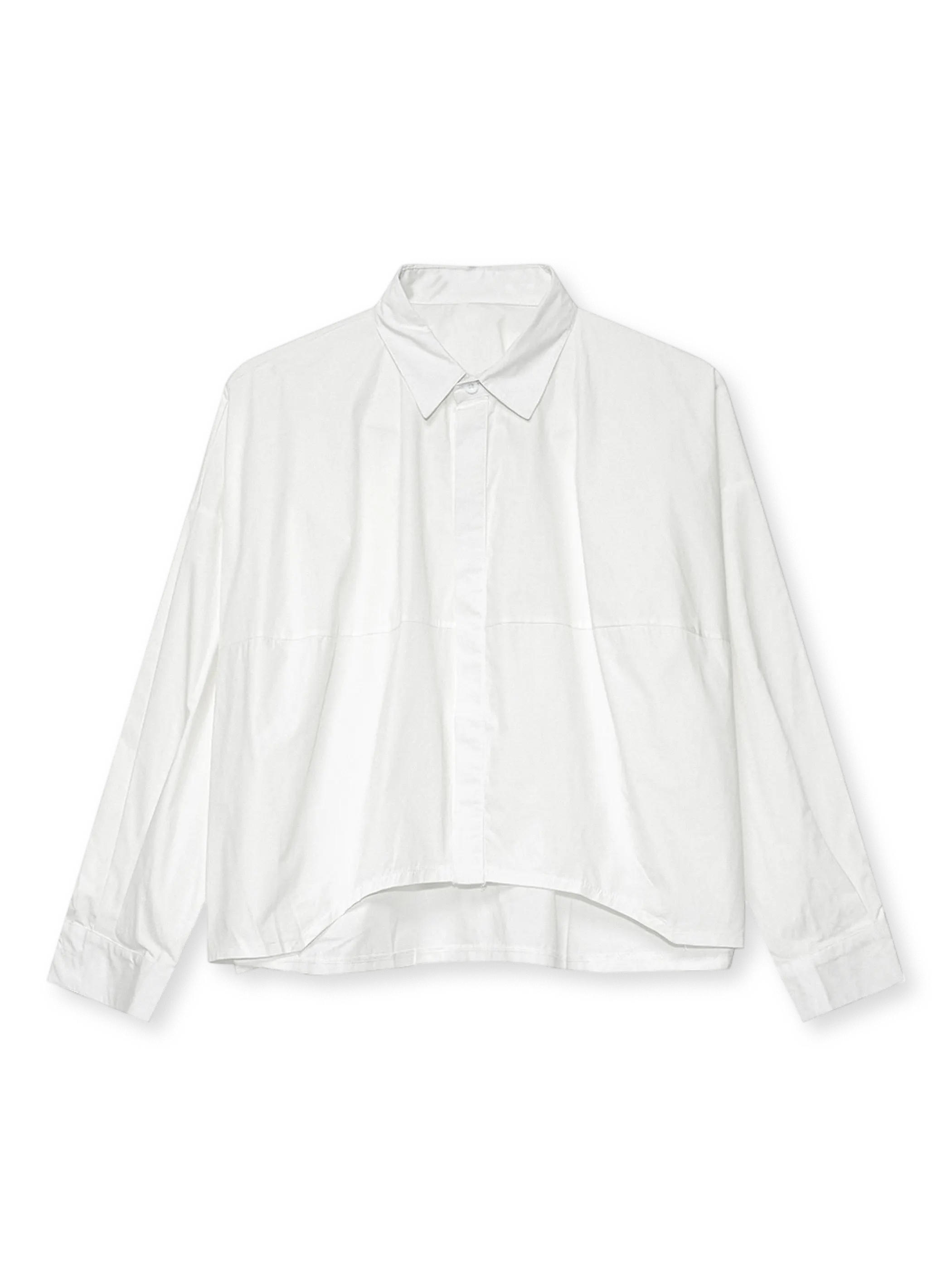 前後差イレギュラーヘムドロップショルダーシャツ全体像