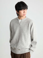 Vネックセーター