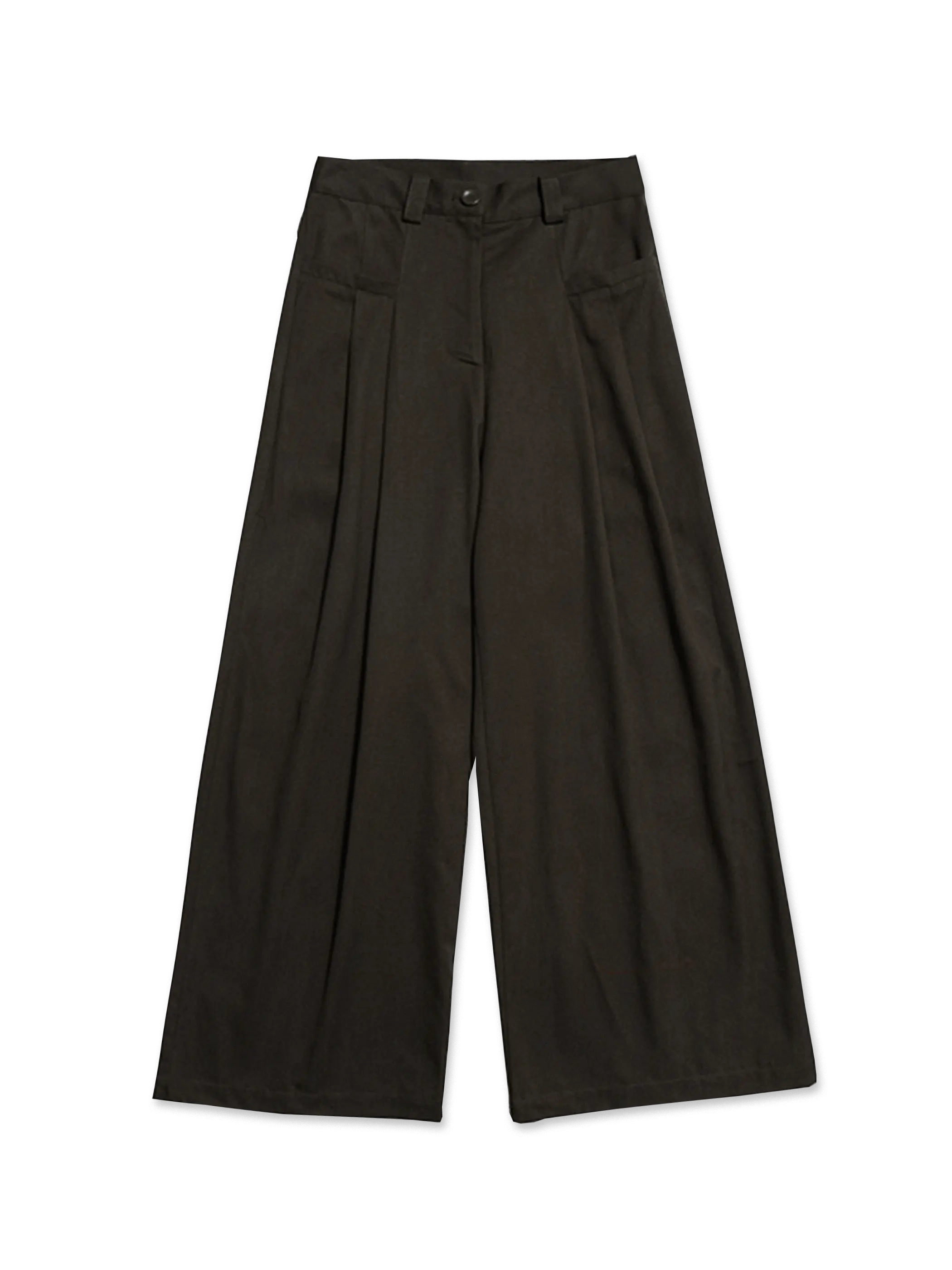 レトロなプリーツディテールが印象的なワイドシルエットパンツの正面ビュー