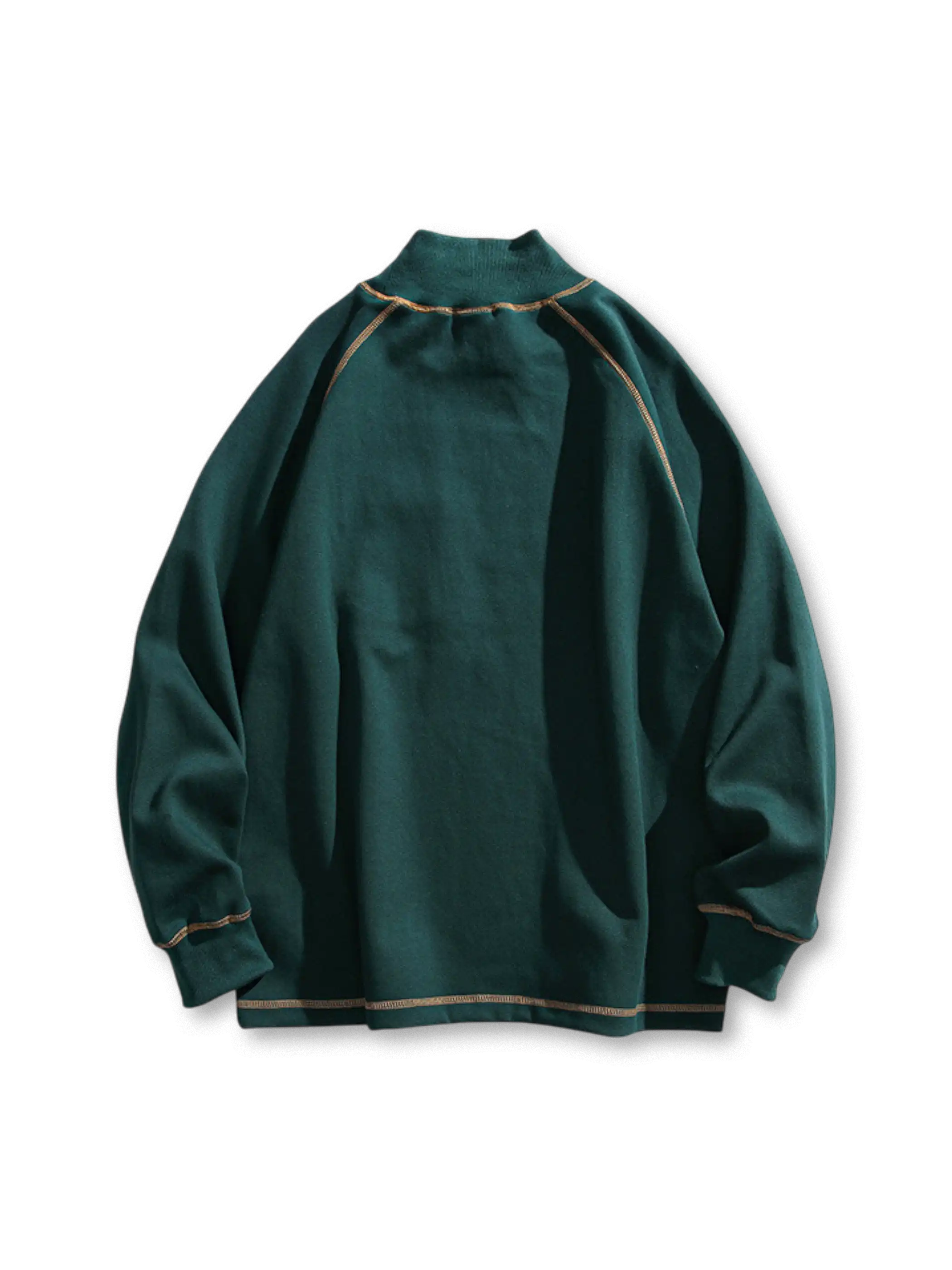 小さめハイネックとコントラストステッチが特徴の長袖スウェット