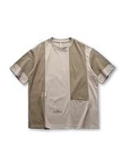 配色パネルが際立つTシャツ全体像