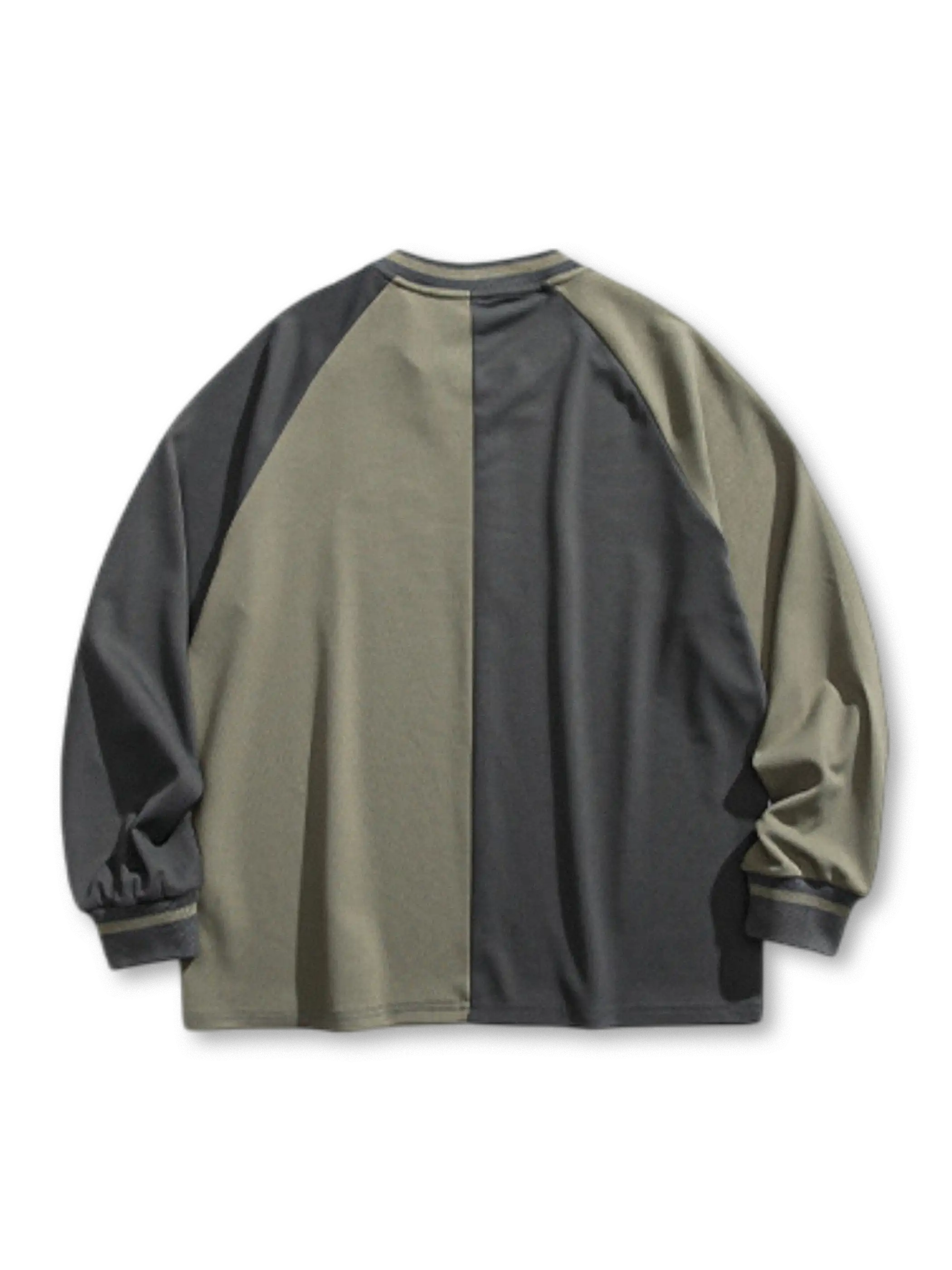 配色Vネック長袖スウェット、胸元ロゴ入り