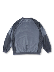 パネル切り替えラグランスウェット、胸元ロゴ入り