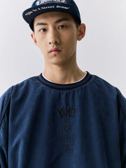 ネイビー切り替え刺繍スウェット