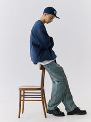 ネイビー切り替え刺繍スウェット