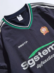 Vネック配色のフェイクレイヤードスウェット