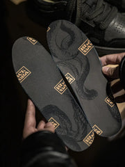 ブラックマンバ スニーカー