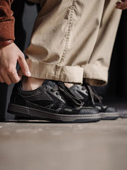 ブラックマンバ スニーカー