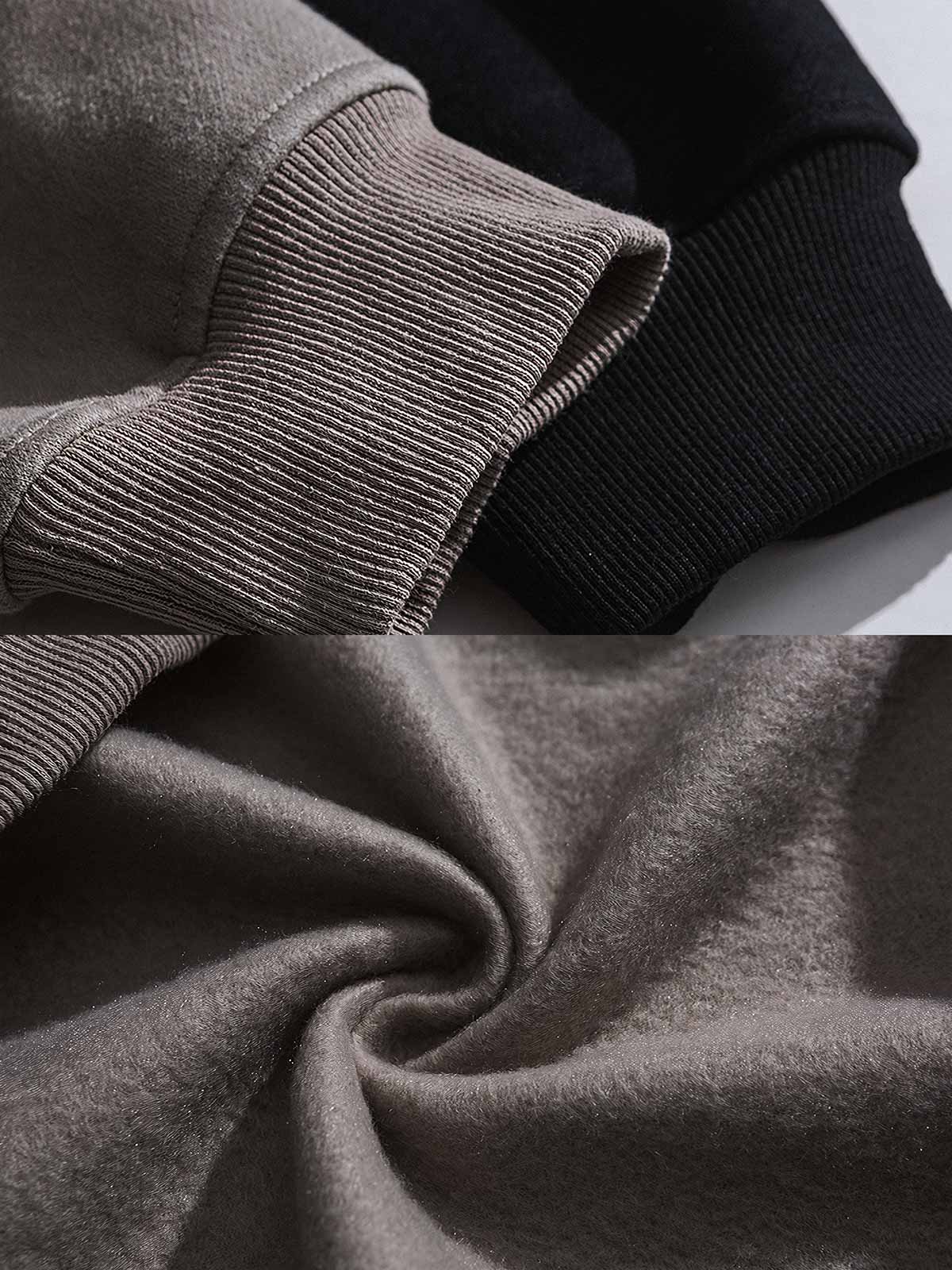 製品画像
"CITYBOY パネルカラー フーディー、クラシックなベーシックデザインに斜め切り替えパネルデザイン、胸元の控えめなプリント、快適でルーズなフィット感、現代的な都市カジュアルスタイル"
詳細画像
"CITYBOY パネルカラー フーディーのディテール、肩から袖にかけての斜め切り替えパネルデザイン、ルーズなシルエット、リラックスした着心地、スタイリッシュでトレンド感溢れるデザイン"