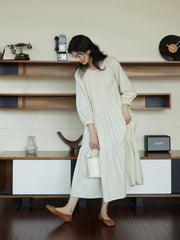 ミルクグリーンパフスリーブドレス