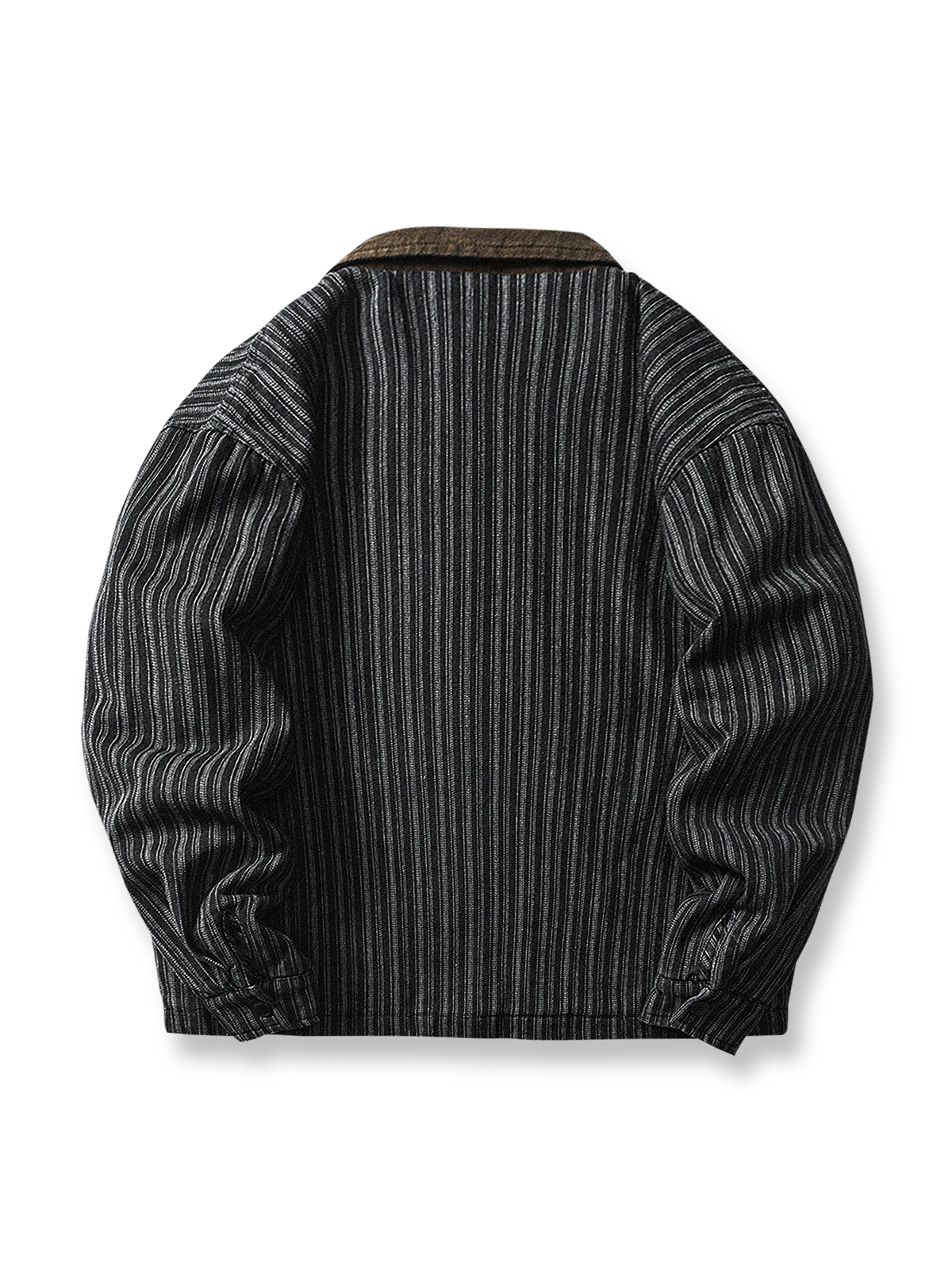 製品画像: バイカラーコーデュロイ襟ストライプデニムデトロイトジャケット。ヴィンテージ風デザインのデニムジャケットに、バイカラーコーデュロイ襟とファー裏地を組み合わせ、暖かさとスタイリッシュさを提供。
詳細画像: バイカラーコーデュロイ襟のディテールと斜めに配置された前襟のポケット。デニム生地とファー裏地の質感が際立つデザイン。