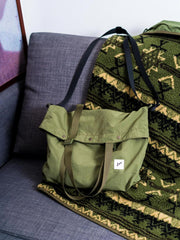 収納可能 フリースブランケットジャケット