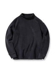 製品画像:
フリース素材を使用したモックネックスウェット。5色展開で、柔らかな手触りと優れた保温性が特徴。厚手でありながら、着心地は快適で、レイヤードスタイルにも最適なデザイン。
詳細画像:
中厚のフリース素材を採用し、伸縮性に優れたモックネックスウェット。防風性と保温性を兼ね備え、ルーズフィットのシルエットで快適な着心地。ポリエステル94.6%とスパンデックス5.4%の配合により、柔軟で動きやすい。
