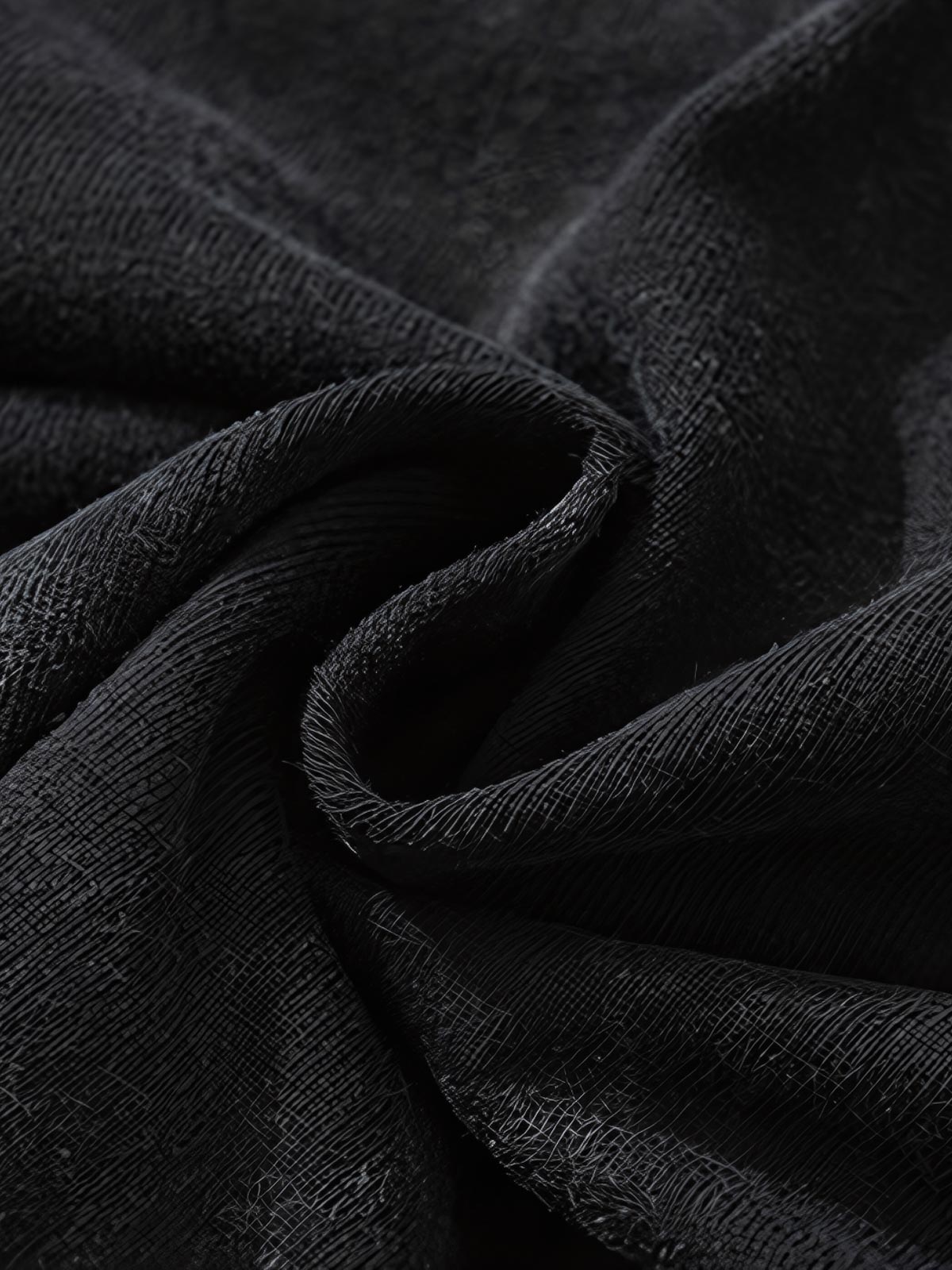 半袖Tシャツのダブルポケットとウォッシュ加工のディテール特写