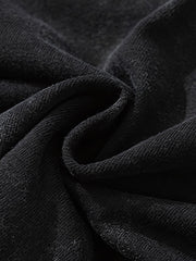 半袖Tシャツのダブルポケットとウォッシュ加工のディテール特写