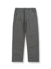 レールウェイストライプテーパードカジュアルパンツ全体像